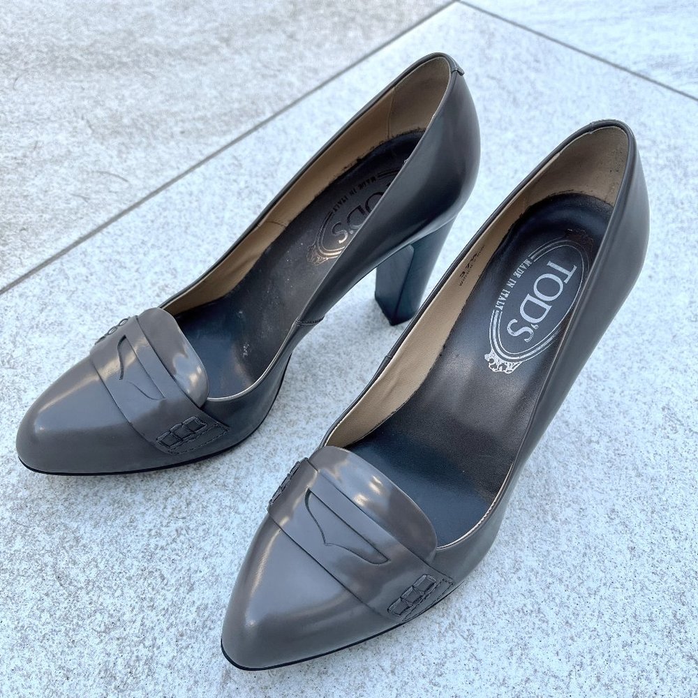 Tod's Leather Pumps